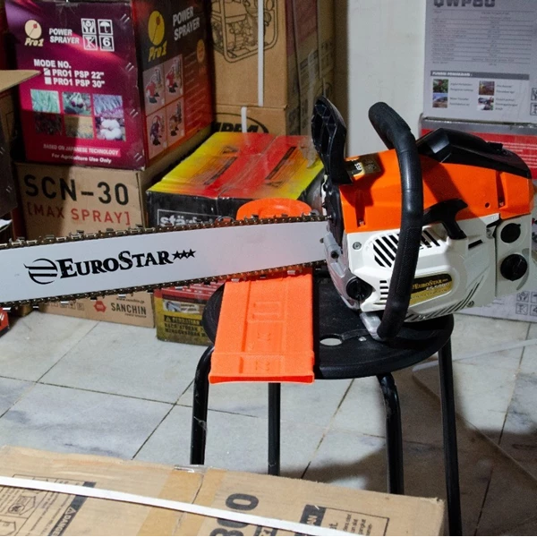 EUROSTAR 22 Inch Chainsaw / Wood Cutting Machine